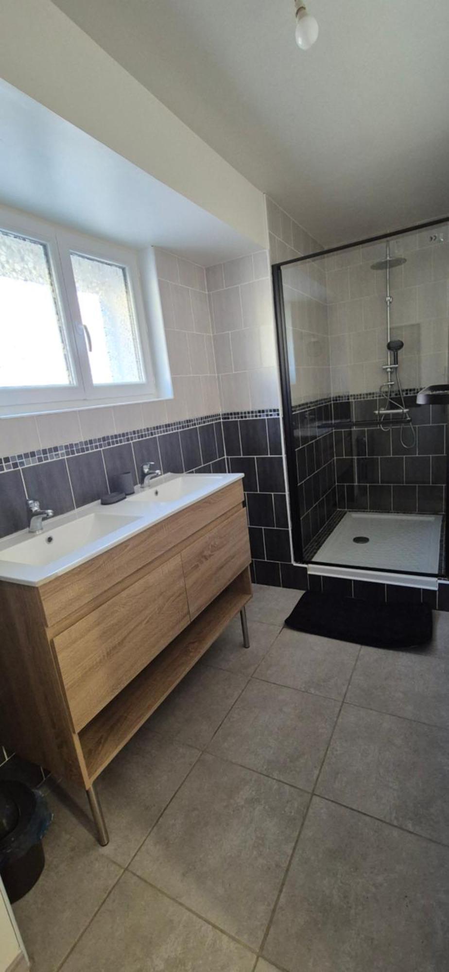 Le Cocon De Mila Apartment Uzer  Bagian luar foto